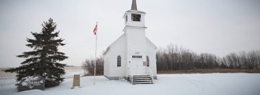 Güneşli bir günde binanın tarihi mimarisi