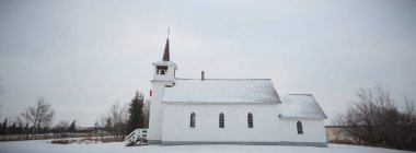 Güneşli bir günde binanın tarihi mimarisi