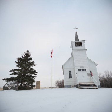 Güneşli bir günde binanın tarihi mimarisi