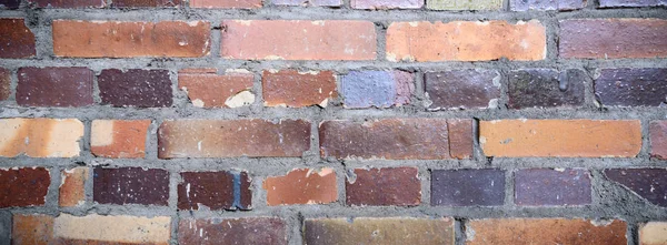 Groothoekzicht Een Oude Muur Verlaten Fabrieksgebouw — Stockfoto