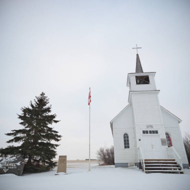 Güneşli bir günde binanın tarihi mimarisi