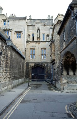 Oxford 'da Yeni Üniversite