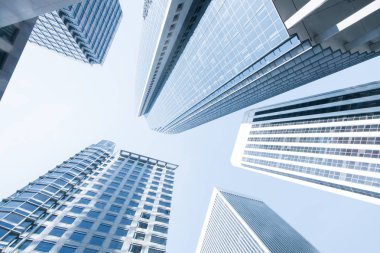 Modern mavi renkli çağdaş ofis şehir binaları görünümünü  