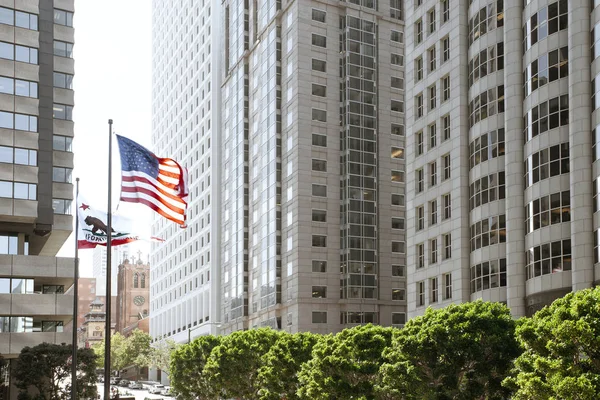 View of modern contemporary office city buildings in downtown san francisco — Stock Photo, Image