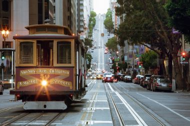 tarihi teleferik görünümünü üzerinde ünlü van ness ave san Francisco