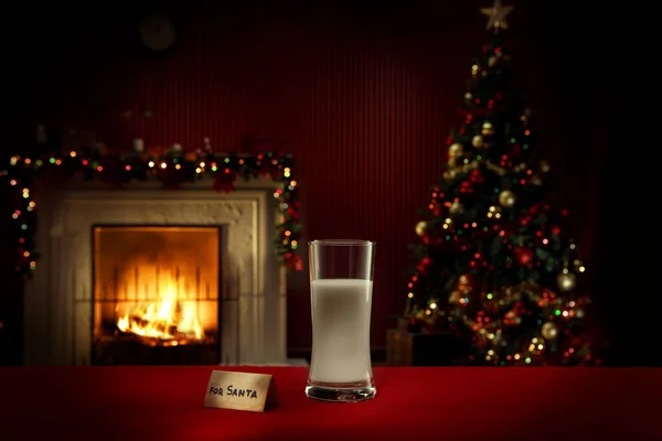 Крупним Планом Вид Склянки Молока Спині Кольору — стокове фото