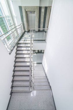 merdiven ofis binası