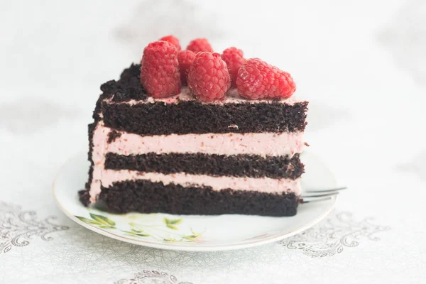 Delicious Seasonal Raspberry Cake Visible Medium Layers — Stock Photo, Image
