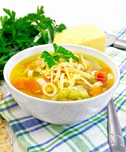 Sopa Minestrone na tigela em guardanapo — Fotografia de Stock