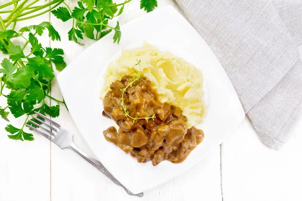 Beef Goulash Tomato Sauce Mashed Potatoes Plate Napkin Parsley Fork — Stock Photo, Image