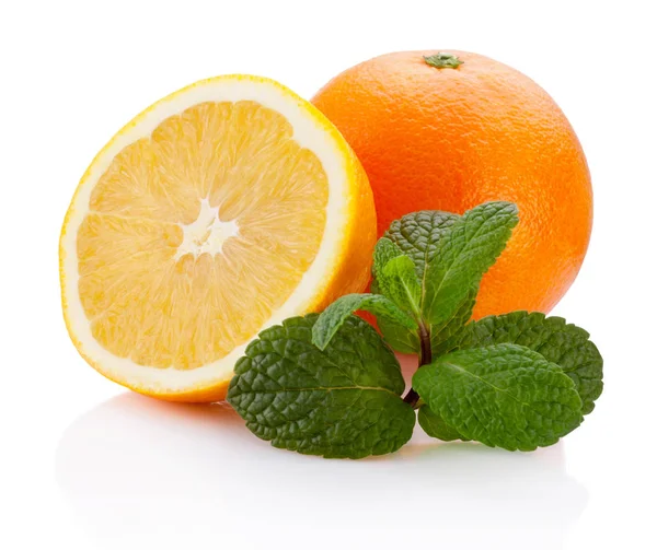 Fresh orange fruit with leaf mint isolated on white background — Stock Photo, Image