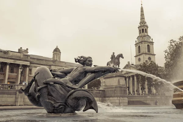 Mermaid statue on Trafalgar Square — Stock Photo, Image