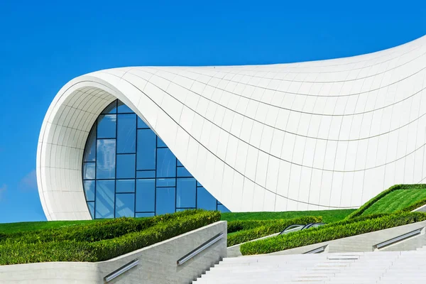 Haydar Aliyev Merkezi Müzesi, Bakü, Azerbaycan — Stok fotoğraf