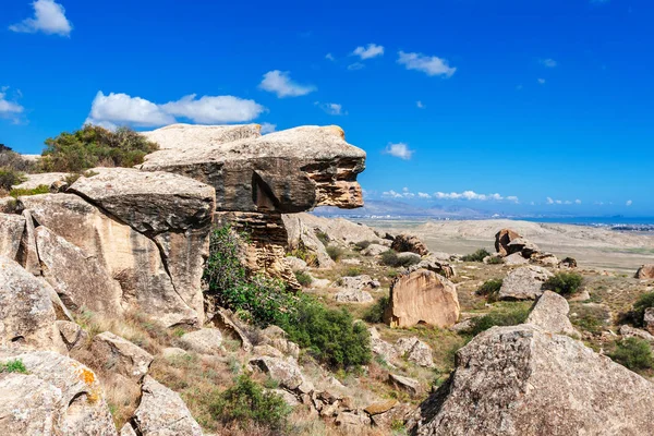 Gobustan rock art kulturlandschaft — Stockfoto