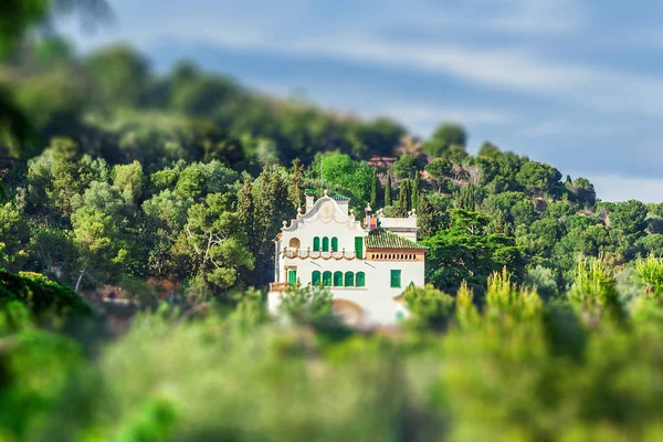 Park Guell av arkitekten Antoni Gaudi i Barcelona — Stockfoto