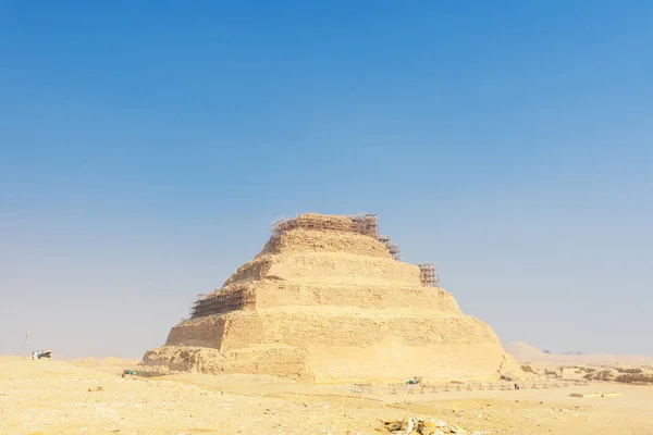 Перший крок піраміда Джосера — стокове фото