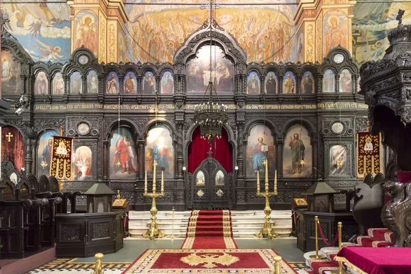 Dormition of the Mother of God - Orthodoxe kerk in Varna. Stad aan de Zwarte Zee. Bulgarije. — Stockfoto
