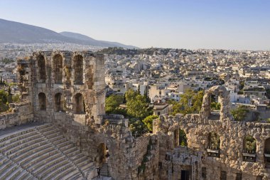 Akropolis manzarası. Atina 'da ünlü bir yer, Yunanistan' ın başkenti. Antik anıtlar.