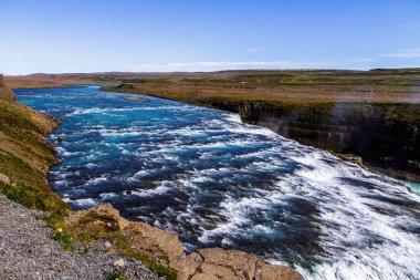 Nehir, kıyı ve şelale Gullfoss İzlanda 11.06,2017