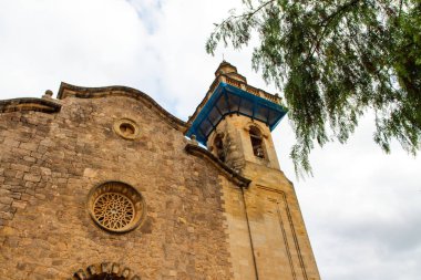 Gökyüzü ve eski Valdemossa, Mallorca yan görünüm binanın üst. İspanya