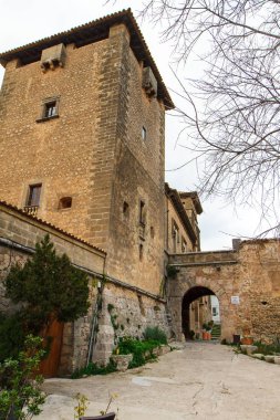 Cadde ve Valdemossa, Mallorca yan görünüm mimarisinde. İspanya