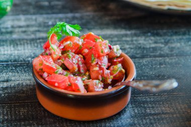 Pico de gio sos, ev yapımı yemek yakın çekim. Meksika yemeği