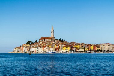 Rovinj Hırvatistan Kuzey Adriyatik Denizi bulunan Istrian yarımadanın Batı kıyısında yer alan bir şehirdir, bir popüler turistik tesisi ve bir etkin Balık tutma bağlantı noktası portre