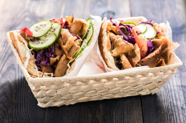 Sebze pide, etli ekmek rulo