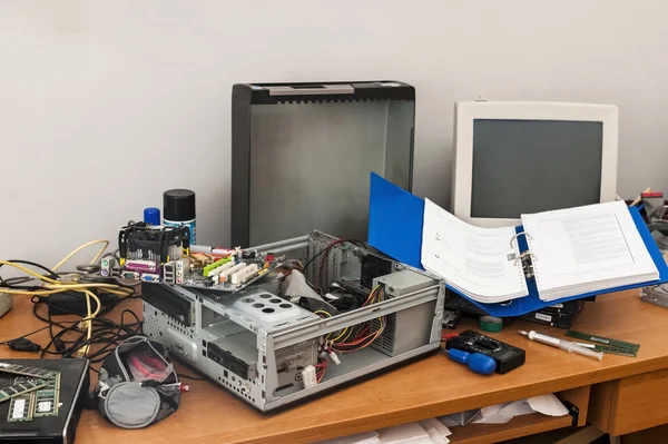 Reparatur von Computern — Stockfoto