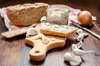 Sarımsak doğal bir antibiyotik