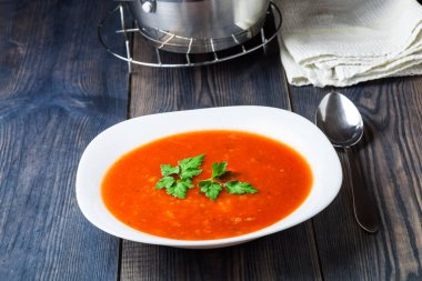 ev yapımı domates çorbası