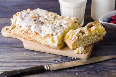 Maya kek puding ve ravent 