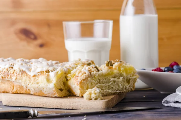 Maya kek puding ve ravent 