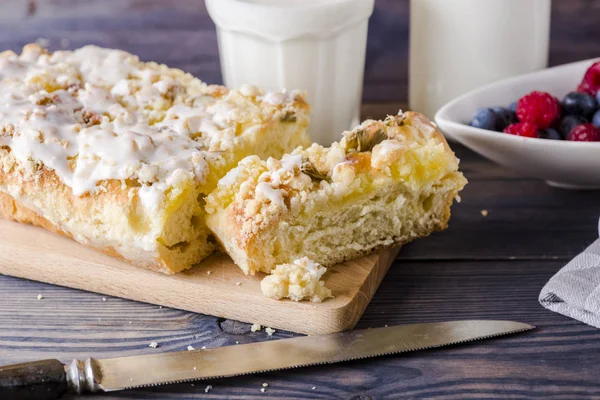 Maya kek puding ve ravent 