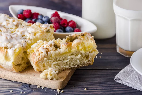 Maya kek puding ve ravent 