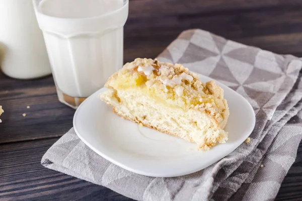 Maya kek puding ve ravent 