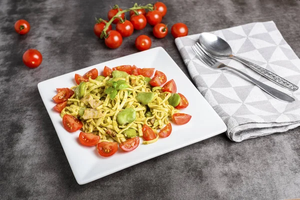 Pasta con frijol y tocino — Foto de Stock