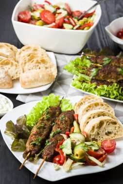 Kıyılmış et şiş