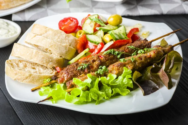 Kıyılmış et şiş