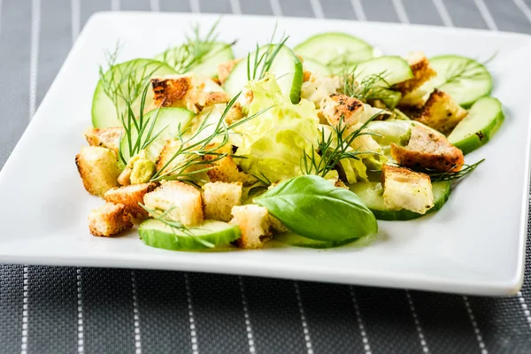 Tavuk göğsü salatası, — Stok fotoğraf