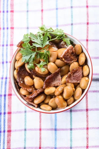 Baked beans with chorizo sausage — Stock Photo, Image