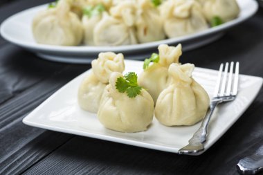 Gürcü hamur tatlısı khinkali
