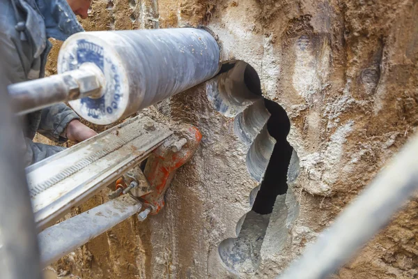 Diamantbohrmaschine Loch in den Beton — Stockfoto