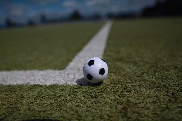 Bola de fútbol para patada de esquina — Foto de Stock