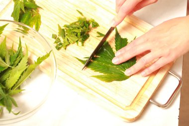 Taze kenevir Dilimleme salata yaprakları