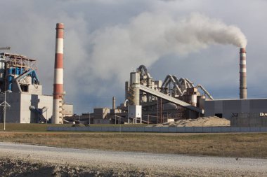 bitki fabrika üretim boru çimento fabrikası duman