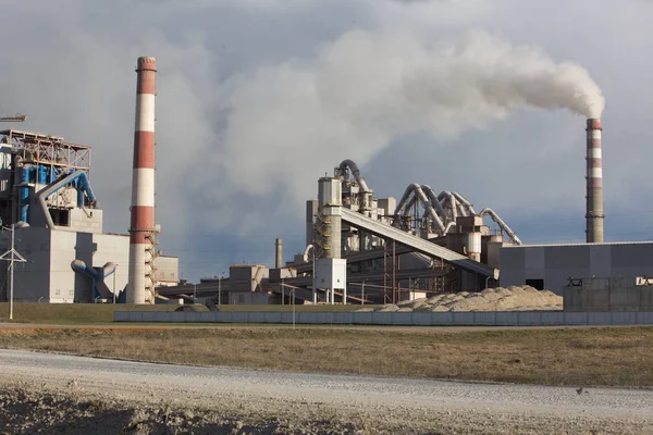 bitki fabrika üretim boru çimento fabrikası duman