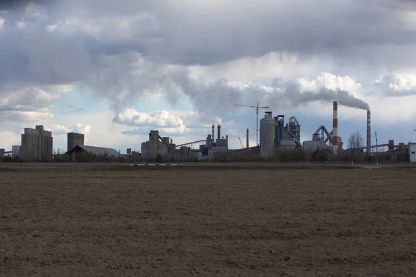 bitki fabrika üretim boru çimento fabrikası duman