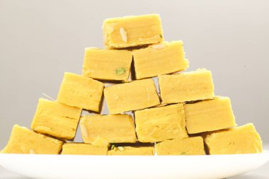 Hint tatlılar tatlı soan papdi