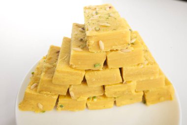 Hint tatlılar tatlı soan papdi